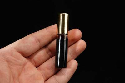 上海都达杂项专场七十三【全场包邮】 天然印度老山精油礼盒装一盒