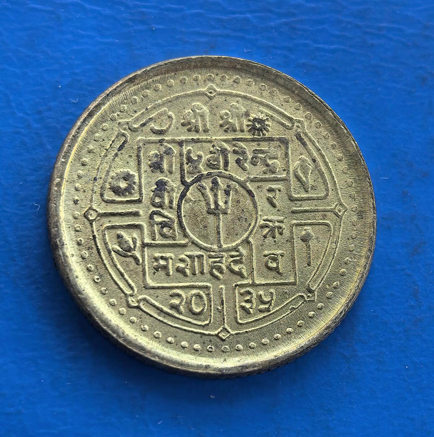 外国优质银币南亚香港苏联等专场，周六九点倒数截拍，满百包邮，持续收拍