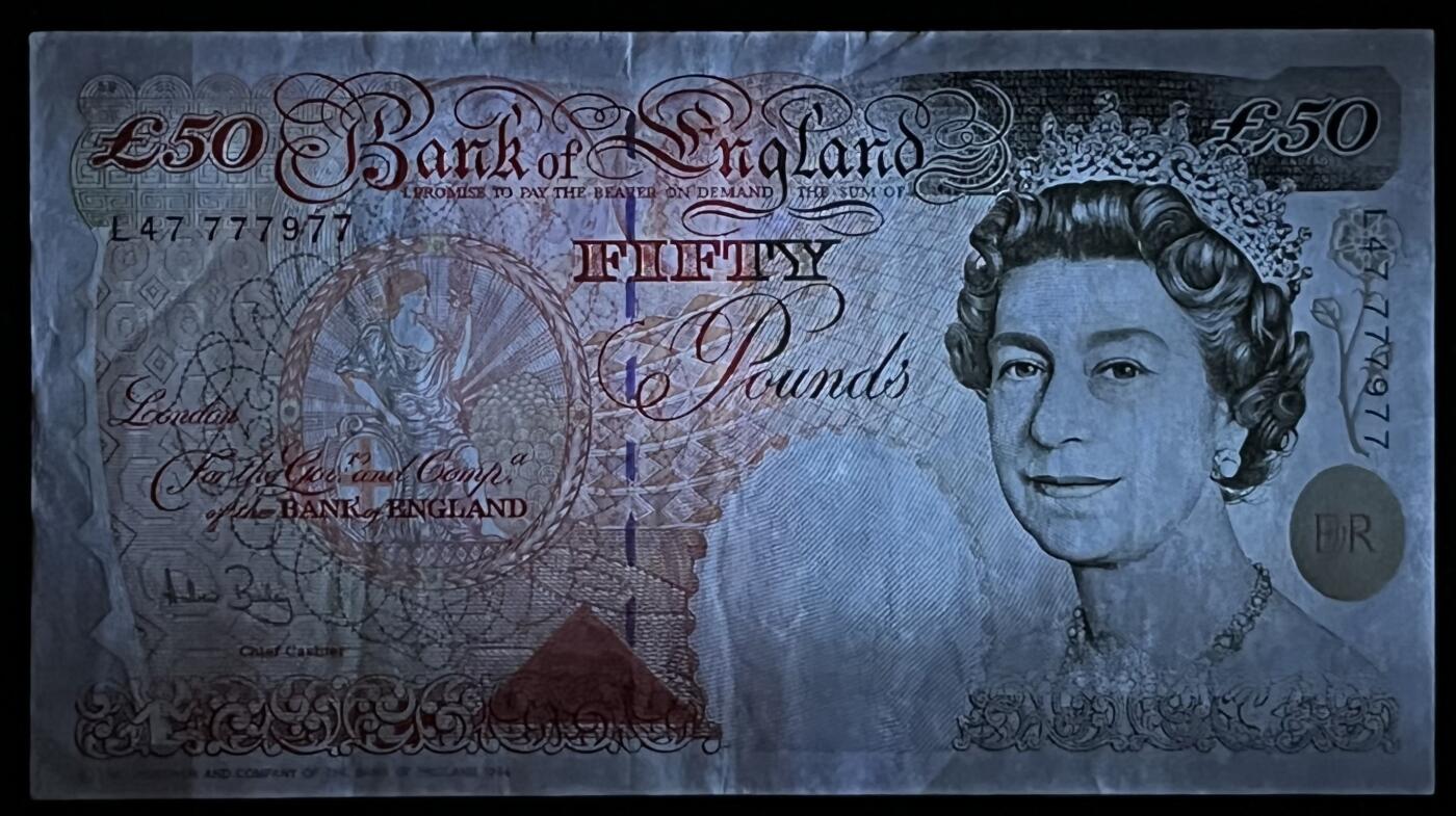 小福收藏拍卖第199期 裸钞场 本期有多张豹子号靓号 瑞士1000法郎 经典提香 毛里求斯首发年大全套 白俄罗斯5000000卢布 苏里南10000盾  爱沙尼亚  苏丹 西班牙 保加利亚 古巴等多国精美纸币 英国 1994年 50镑 E序列 数2 豹子头双尾 aunc