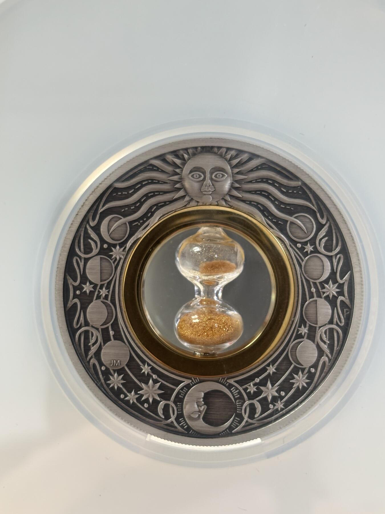 第188期拍卖  图瓦卢2021年镶嵌计时沙漏2盎司仿古纪念银币NGC-MS70首无盒无证书，999银，发行2500枚