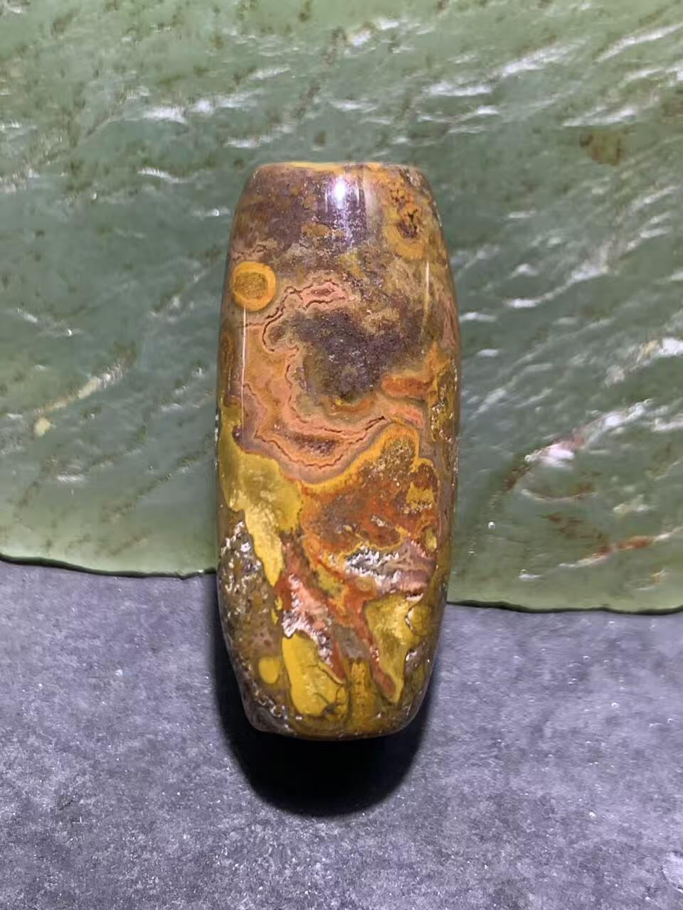 草花纹战国红玛瑙通货桶珠一颗！