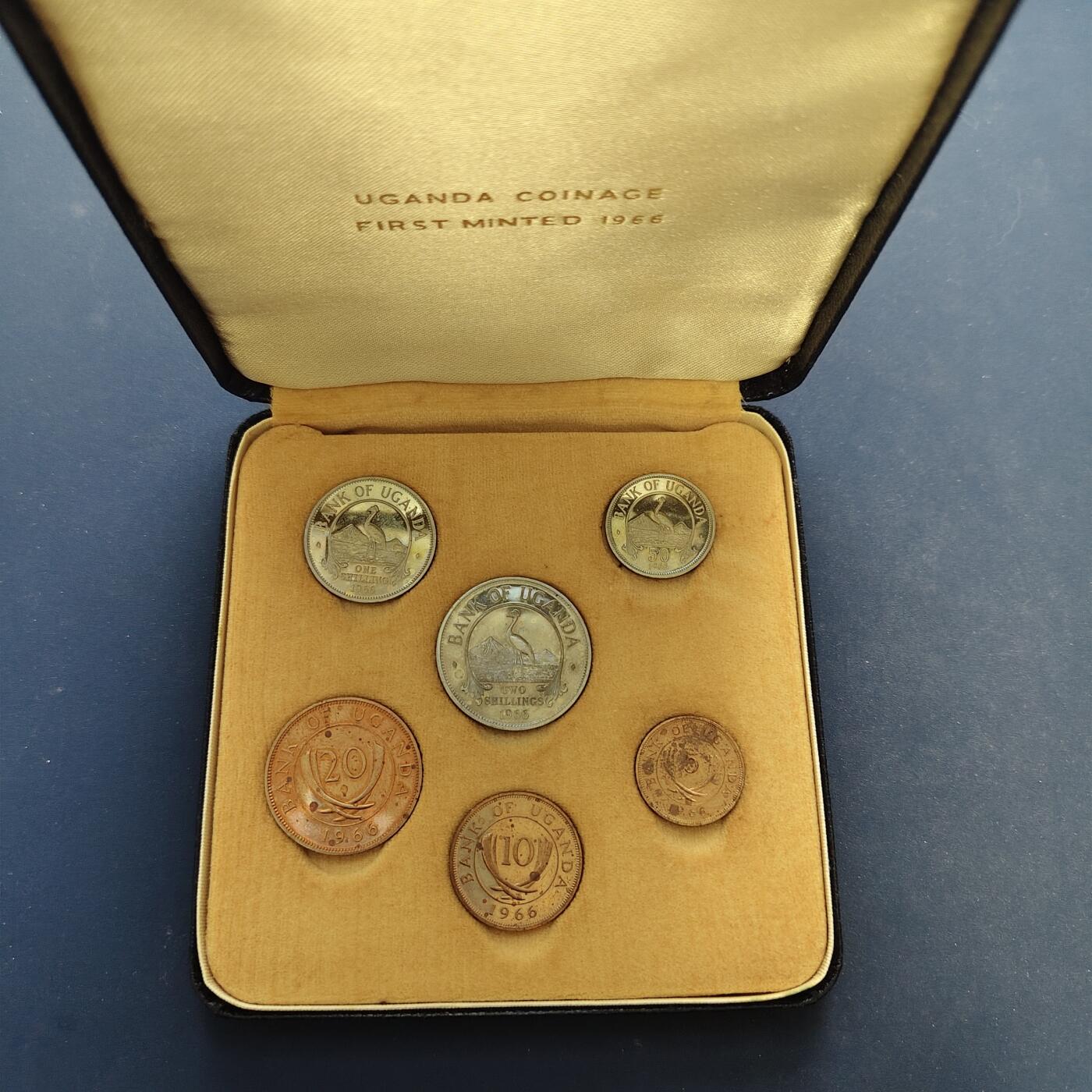 【全场包邮】纯粹捡漏拍495场-持续更新中 【少见】乌干达1966年官方精制套币-首版PS1-量8250