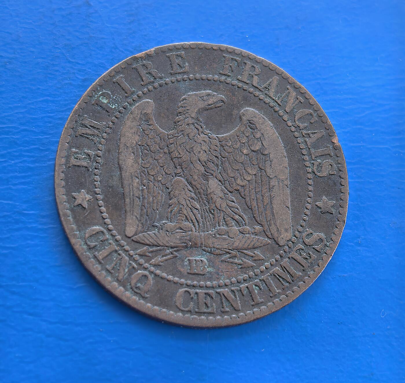 外国优质银币南亚香港苏联等专场，周六九点倒数截拍，满百包邮，持续收拍