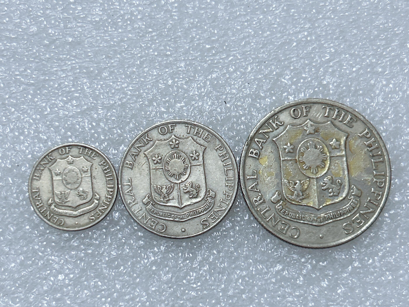 第一海外回流一元起拍收藏 散集专场  第292期 菲律宾60年代火山女神版10-50分硬币 3枚