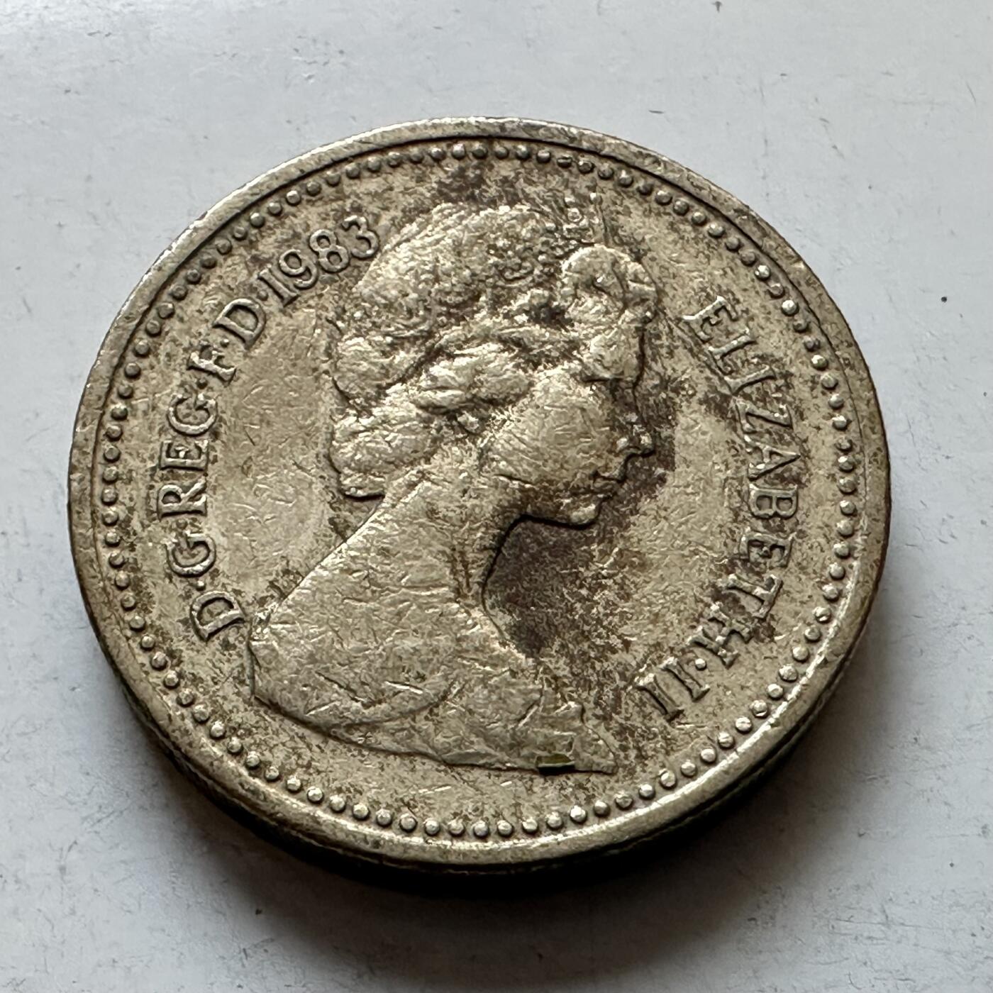 🌹外币初藏🌹🐯2026年第7场  每周二四六晚8️⃣点 接代拍 英国1983年一英镑