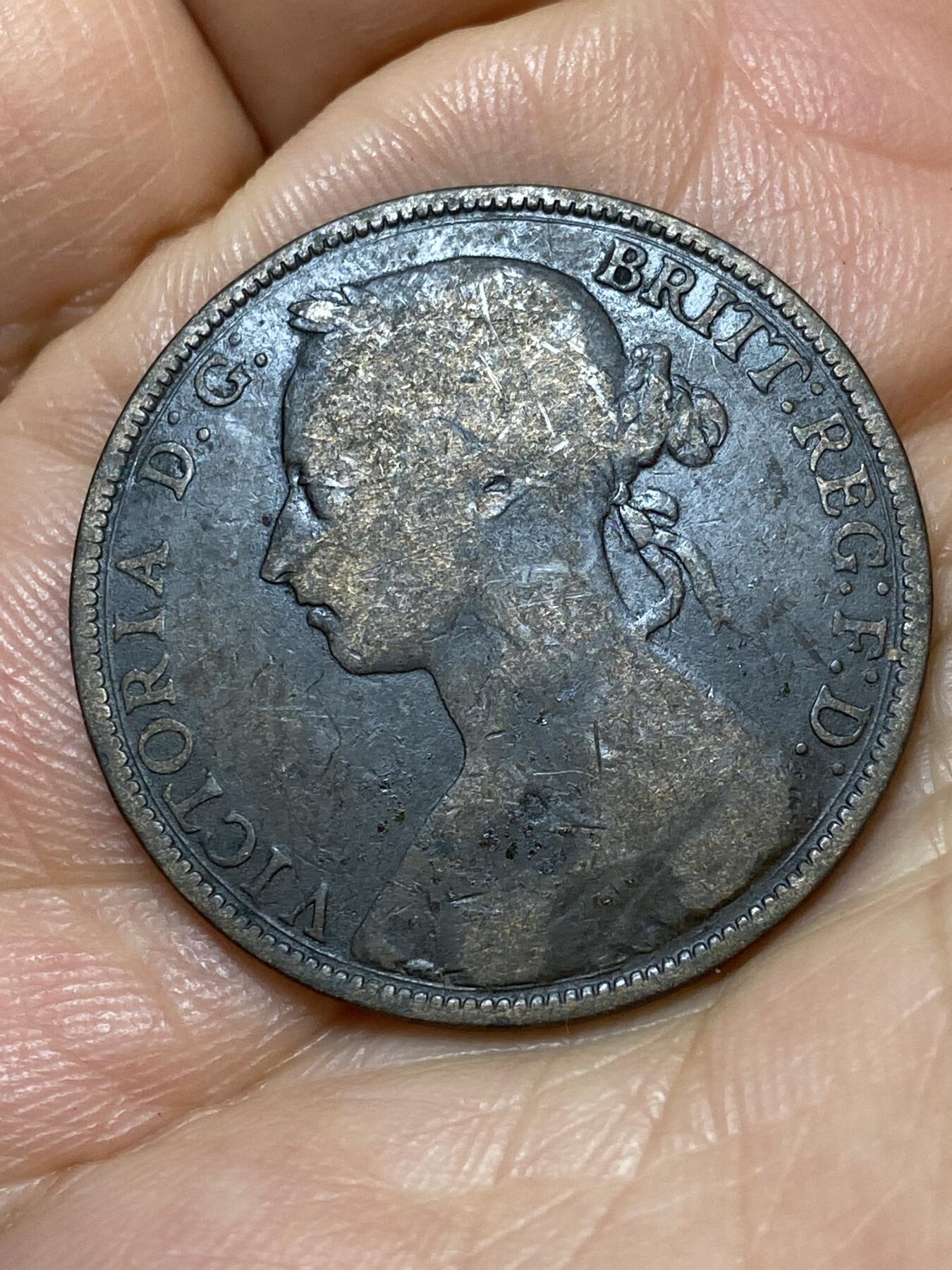 2026年第七场(总第一百七十六场）外国好品散币场(免佣金) 英国🇬🇧1886年1便士(维多利亚女王中年桂冠第二版)