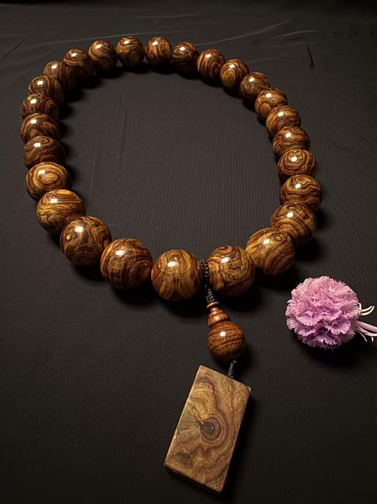 零元拍：土豪在哪里？海南黄花梨豪华大手持3.0/26粒大猪猪手持