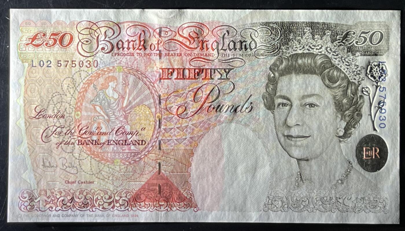 小福收藏拍卖第199期 裸钞场 本期有多张豹子号靓号 瑞士1000法郎 经典提香 毛里求斯首发年大全套 白俄罗斯5000000卢布 苏里南10000盾  爱沙尼亚  苏丹 西班牙 保加利亚 古巴等多国精美纸币 英国 1994年 50镑 E序列 紫外轻微指纹痕 unc