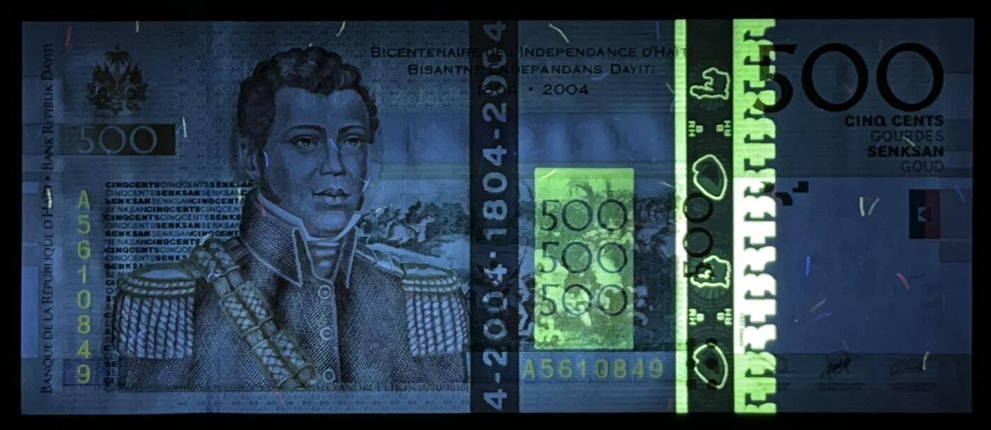 小福收藏拍卖第199期 裸钞场 本期有多张豹子号靓号 瑞士1000法郎 经典提香 毛里求斯首发年大全套 白俄罗斯5000000卢布 苏里南10000盾  爱沙尼亚  苏丹 西班牙 保加利亚 古巴等多国精美纸币 海地 2004年 500古德 纪念钞 首年份 A冠 乱蛇号 unc