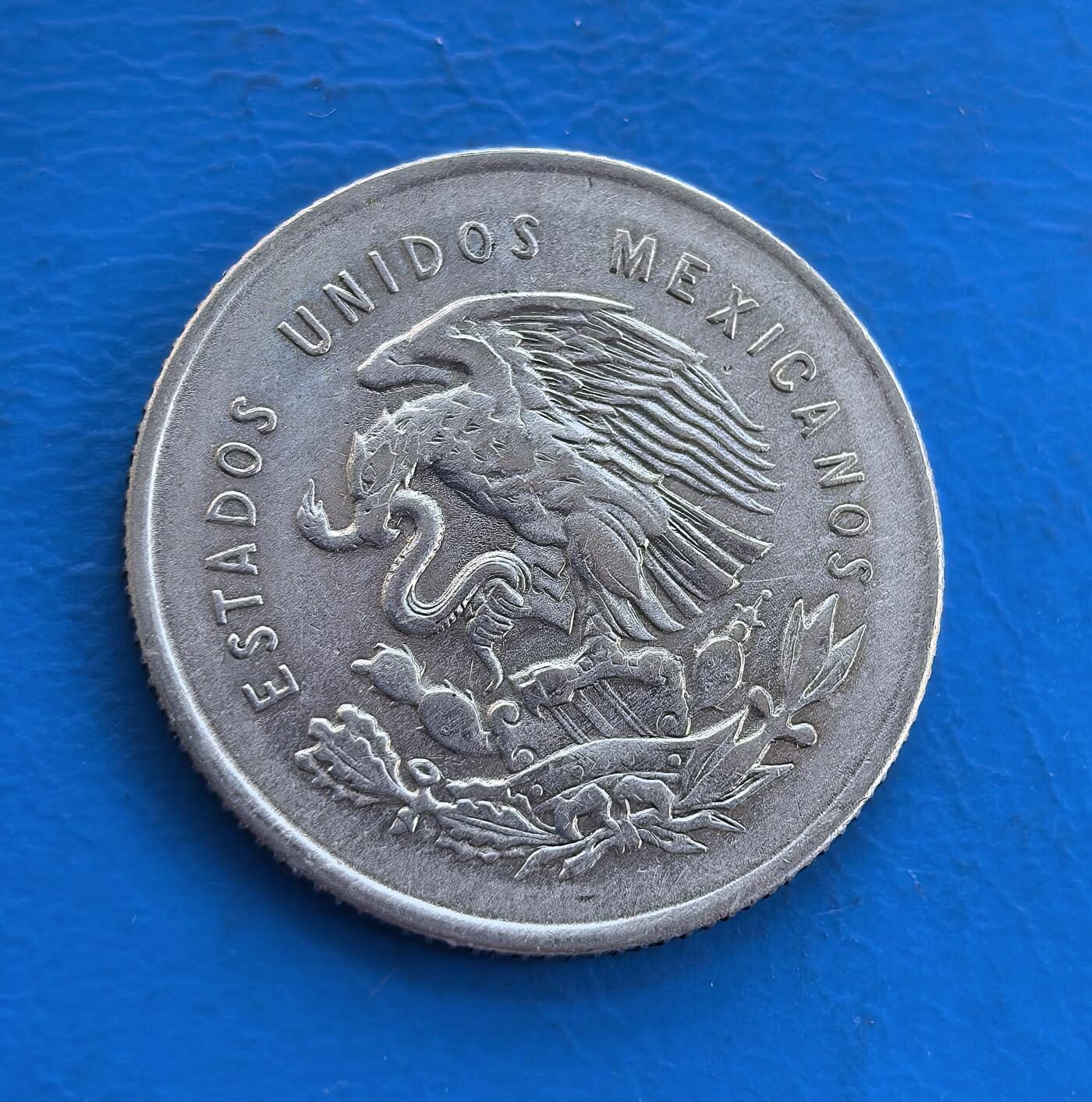 外国优质银币南亚香港苏联等专场，周六九点倒数截拍，满百包邮，持续收拍