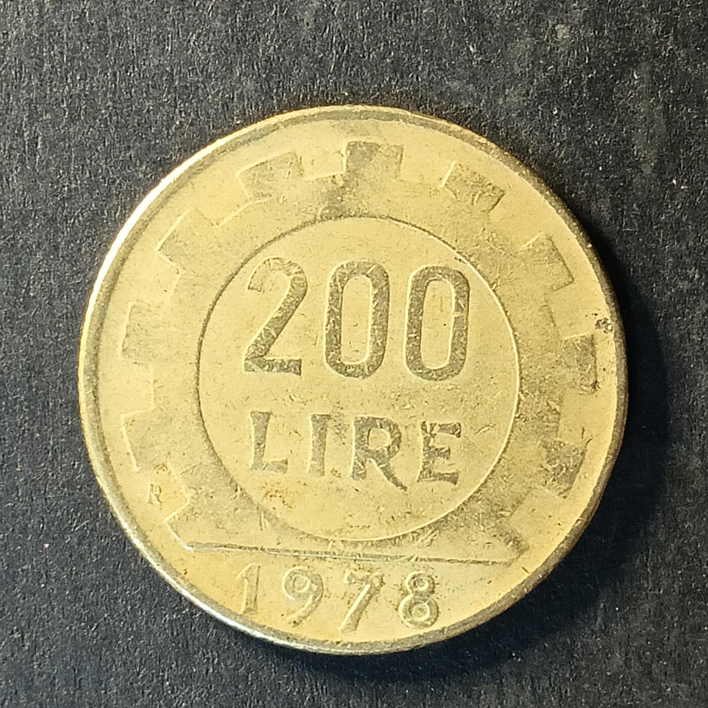 逸泉钱币2026A世界散币纸币纪念币专场A第一场 277 意大利200里拉铜币