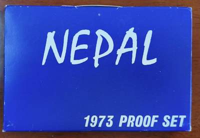 ❤️【币观天下】❤️ 第339期钱币拍卖- 2026.1.16周五晚上6点半场-长期征集拍品 - 尼泊尔1973年精制套币，铜镍币氧化成五彩包浆，黄铜币边缘氧化，奇怪的是三枚铝币却熠熠生辉，真是奇怪