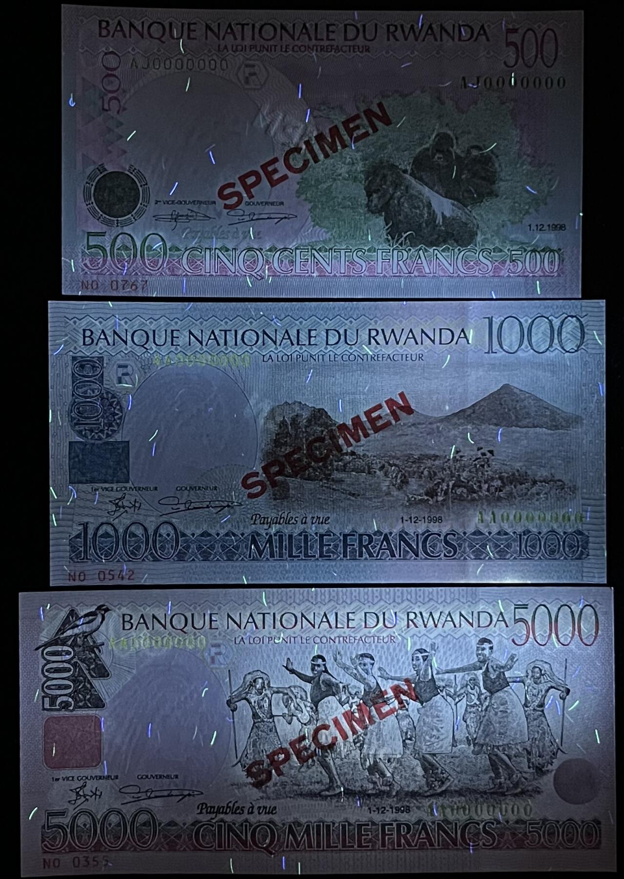 小福收藏拍卖第199期 裸钞场 本期有多张豹子号靓号 瑞士1000法郎 经典提香 毛里求斯首发年大全套 白俄罗斯5000000卢布 苏里南10000盾  爱沙尼亚  苏丹 西班牙 保加利亚 古巴等多国精美纸币 卢旺达 1998年 500 1000 5000法郎 样钞 1组3张 unc