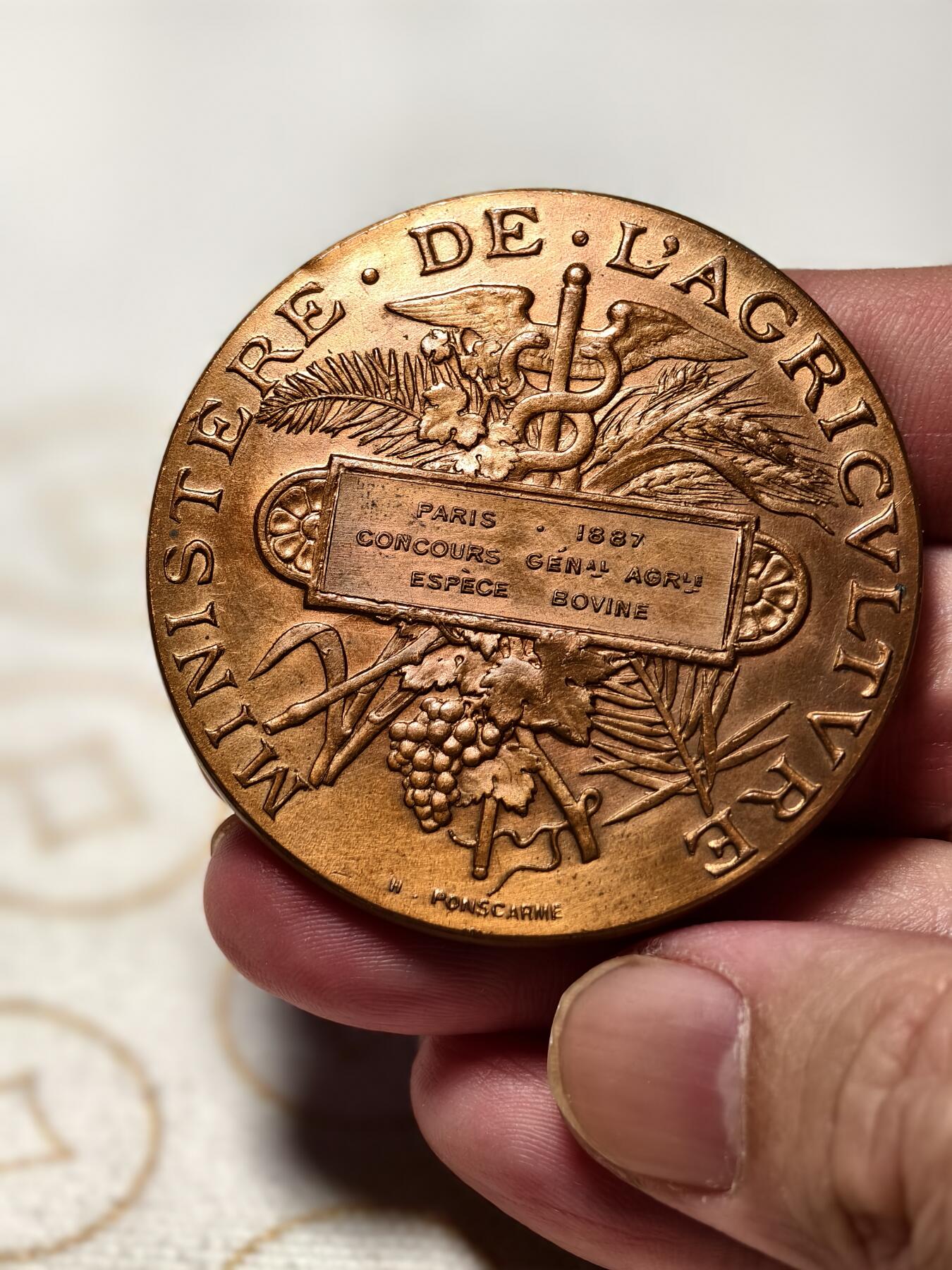 抚柳草堂-第八期章牌钱币 奖章勋章限时免佣 满百包邮 放漏专场 1887法国巴黎墨丘利大铜章 边铭丰饶角 直径52mm 重56.7g品相不错