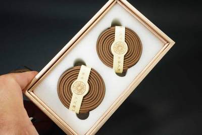 上海都达杂项专场七十三【全场包邮】 天然星洲沉香盘香一盒