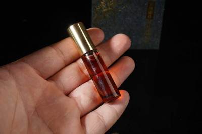 上海都达杂项专场七十三【全场包邮】 天然越南惠安精油礼盒装一盒