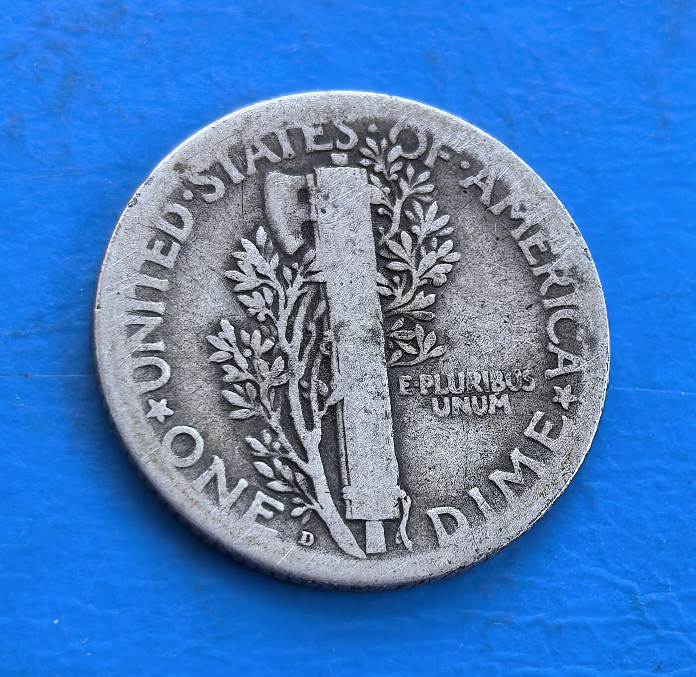 外国优质银币南亚香港苏联等专场，周六九点倒数截拍，满百包邮，持续收拍