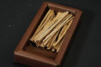 上海都达杂项专场七十三【全场包邮】 天然沉香烟条一盒/10包