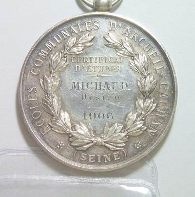 【银】法国1905年 玛丽安娜女神坐像高浮雕精制大银章 43MM 29克 【银】法国1905年 玛丽安娜女神坐像高浮雕精制大银章 43MM 29克