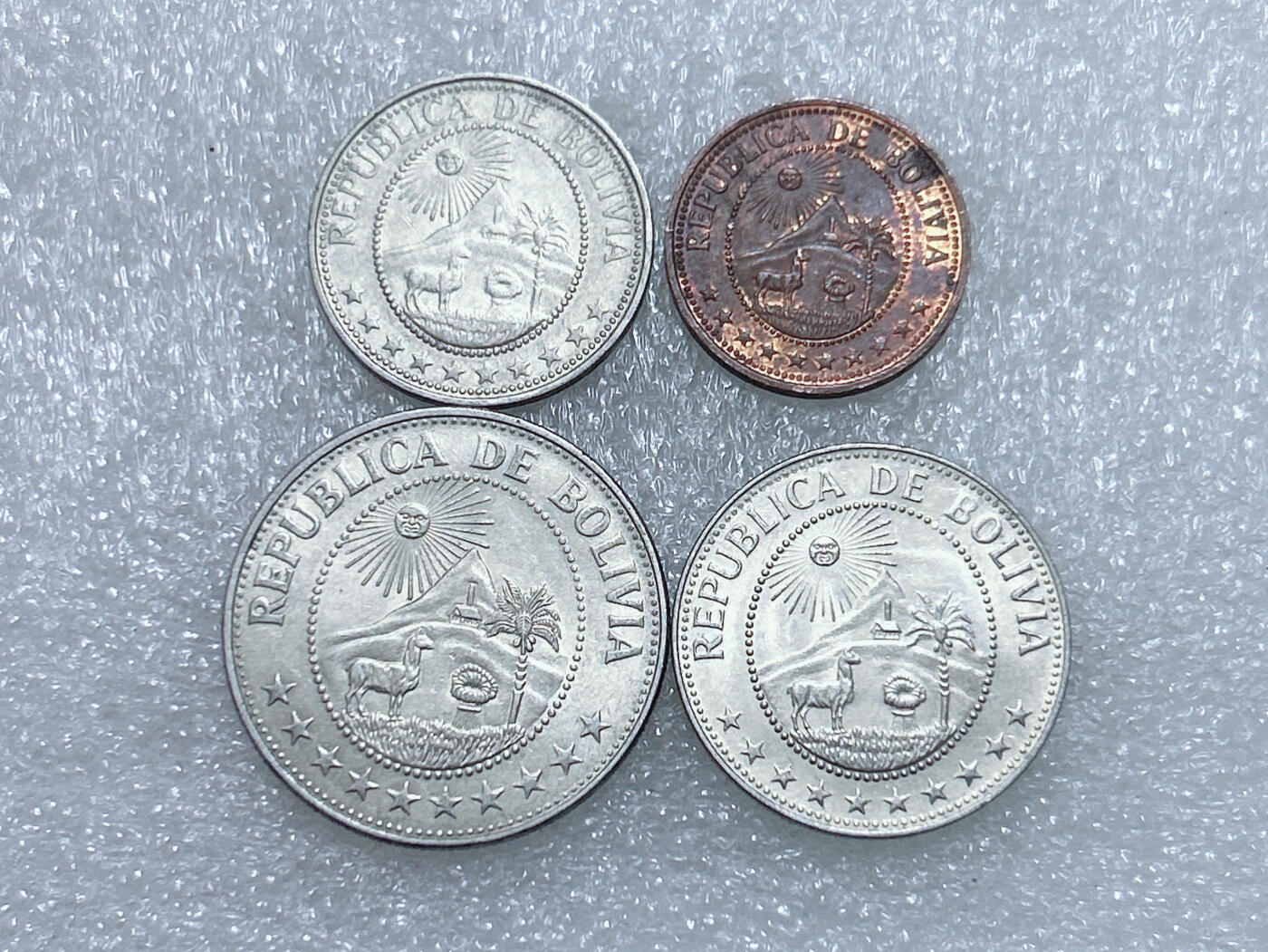 第一海外回流一元起拍收藏 散集专场  第292期 玻利维亚硬币 4枚