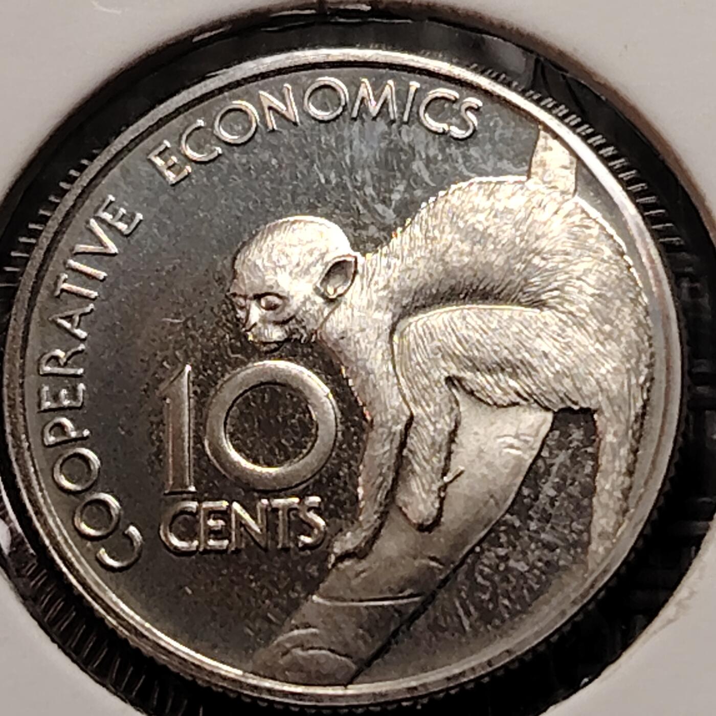 布加迪🐬～世界钱币(上海)🌾第 269 期 /  各国套币和散币 圭亚那🇬🇾 1977年 10分 精致币 独立10周年纪念币