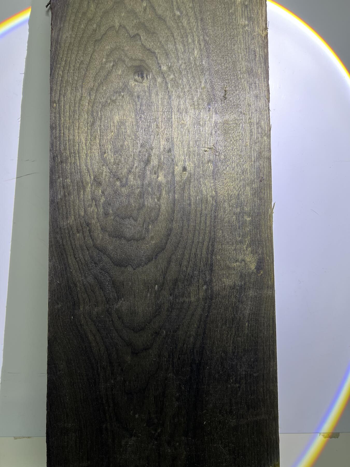 零元拍：01-13 精品 金丝楠板子 66/22/3.5CM 重5.6公斤，满纹满金丝雨滴纹。图片实在是拍不出它的美。实物更美。