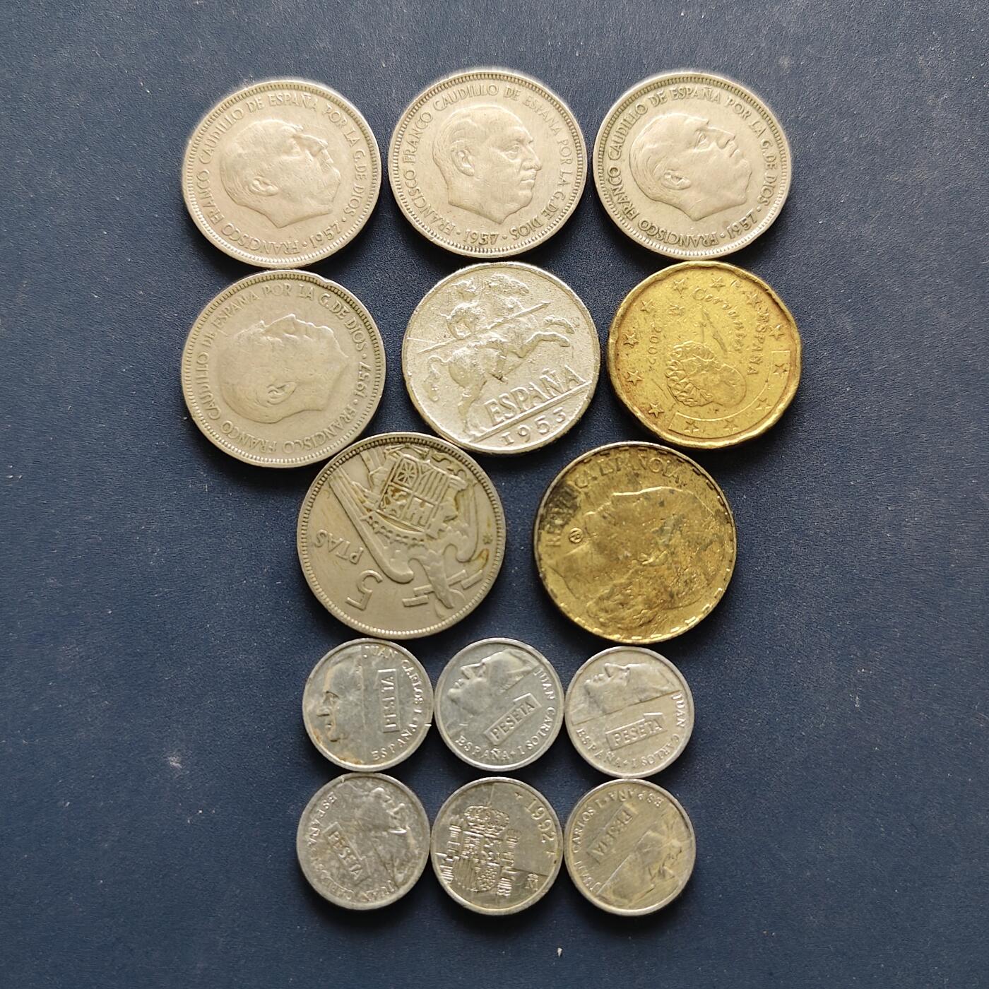 【全场包邮】纯粹捡漏拍494场 西班牙各年份散币14枚一组-含1937年1比塞塔