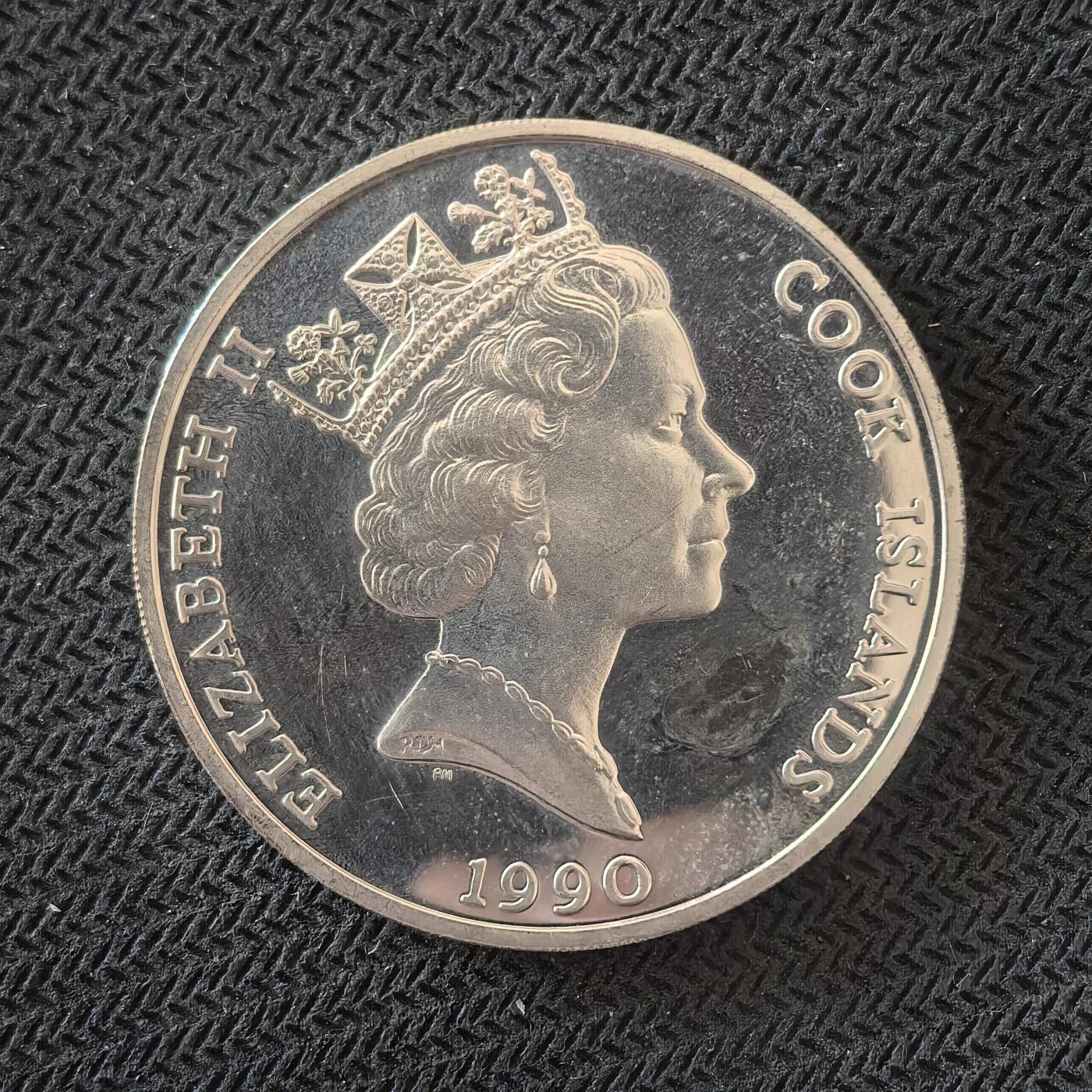 道一币馆币章第一百六十三场 库克岛1990年野生动物保护长角羊50元精制银币  19.2g 925s