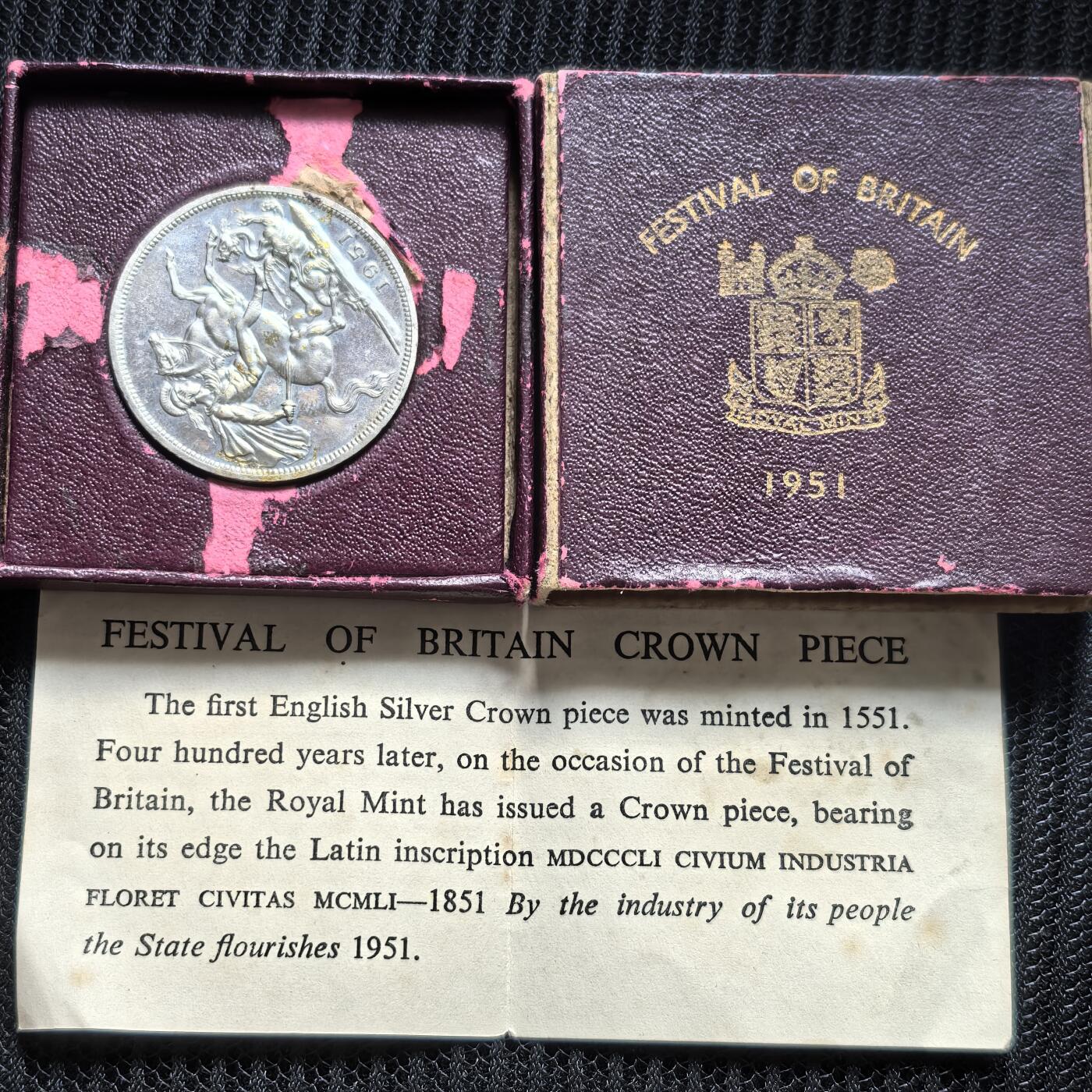 道一币馆币章第一百六十二场 红色原盒证 英国1951年乔治六世镍马剑银币 有黏胶