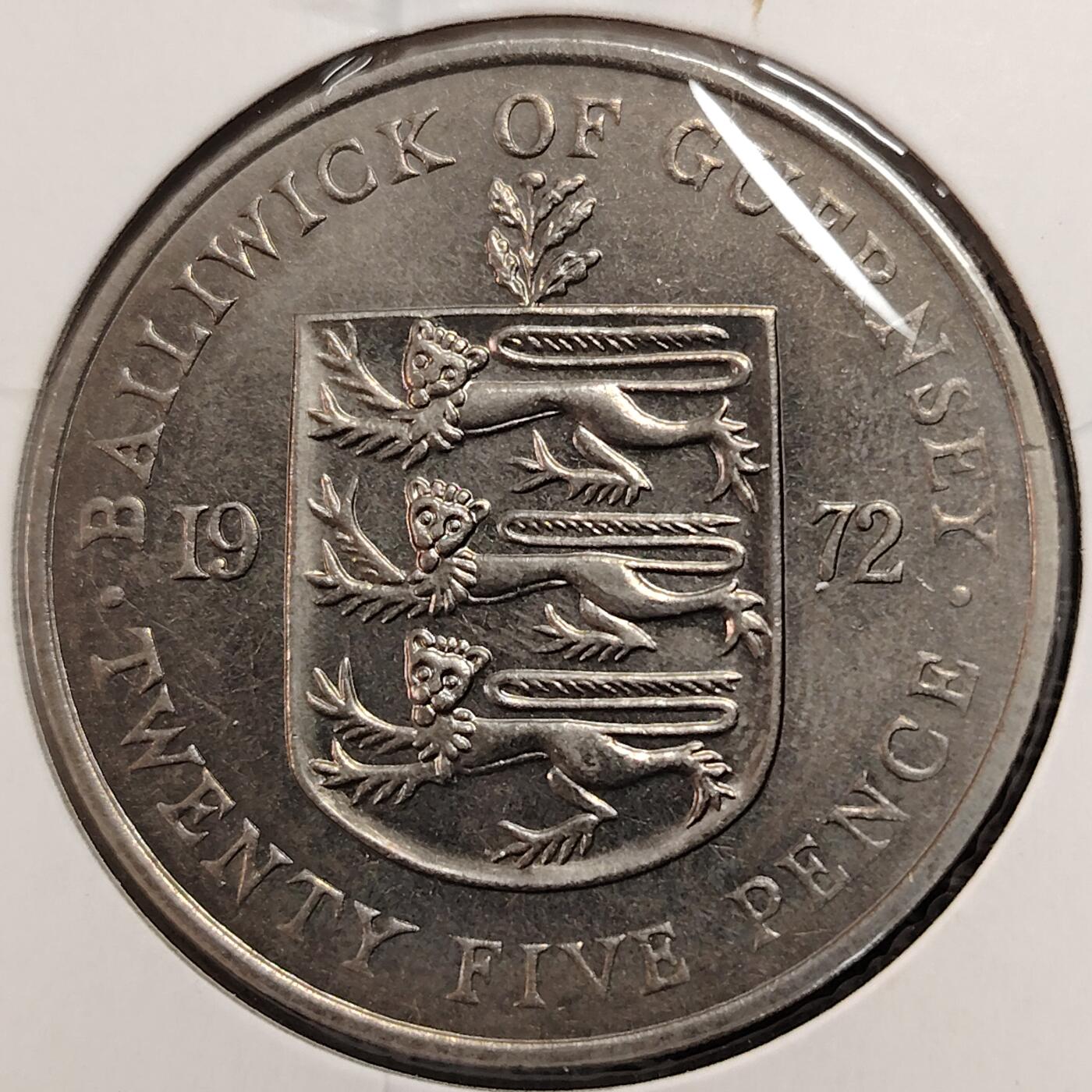 布加迪🐬～世界钱币(上海)🌾第 269 期 /  各国套币和散币 根西岛 1972年 25便士 小飞人丘比特克朗币