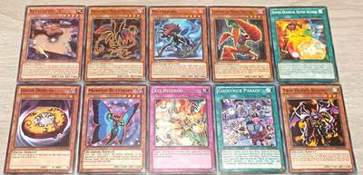 万国钱币阁第四场（钱币卡牌场） - 游戏王卡牌一组