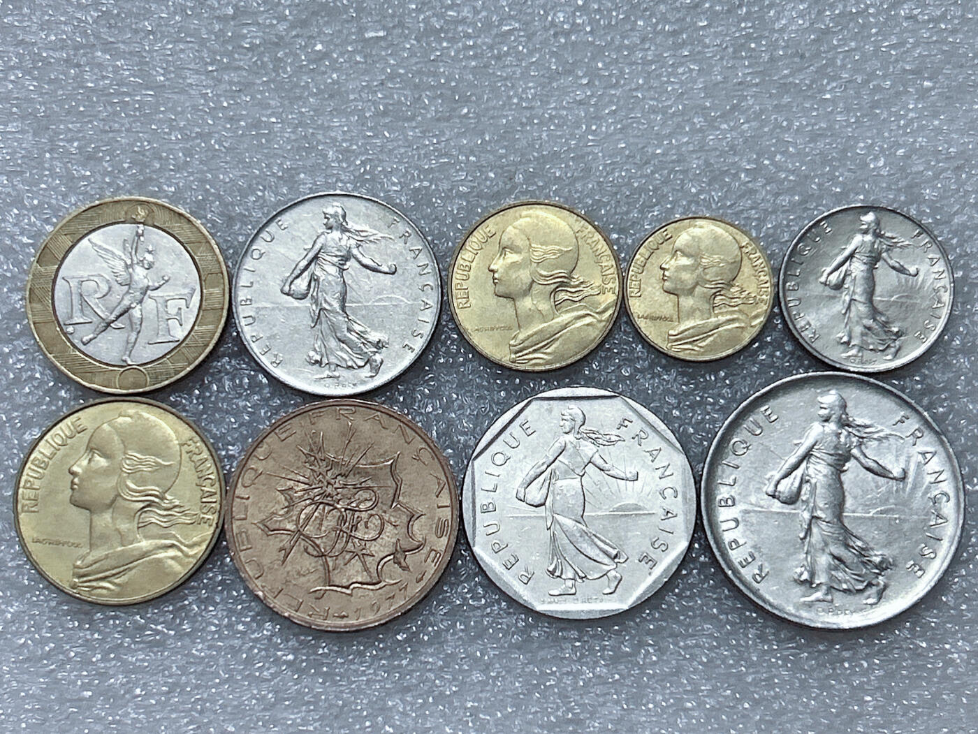 第一海外回流一元起拍收藏 散集专场  第292期 法国不同面值硬币 9枚 好品
