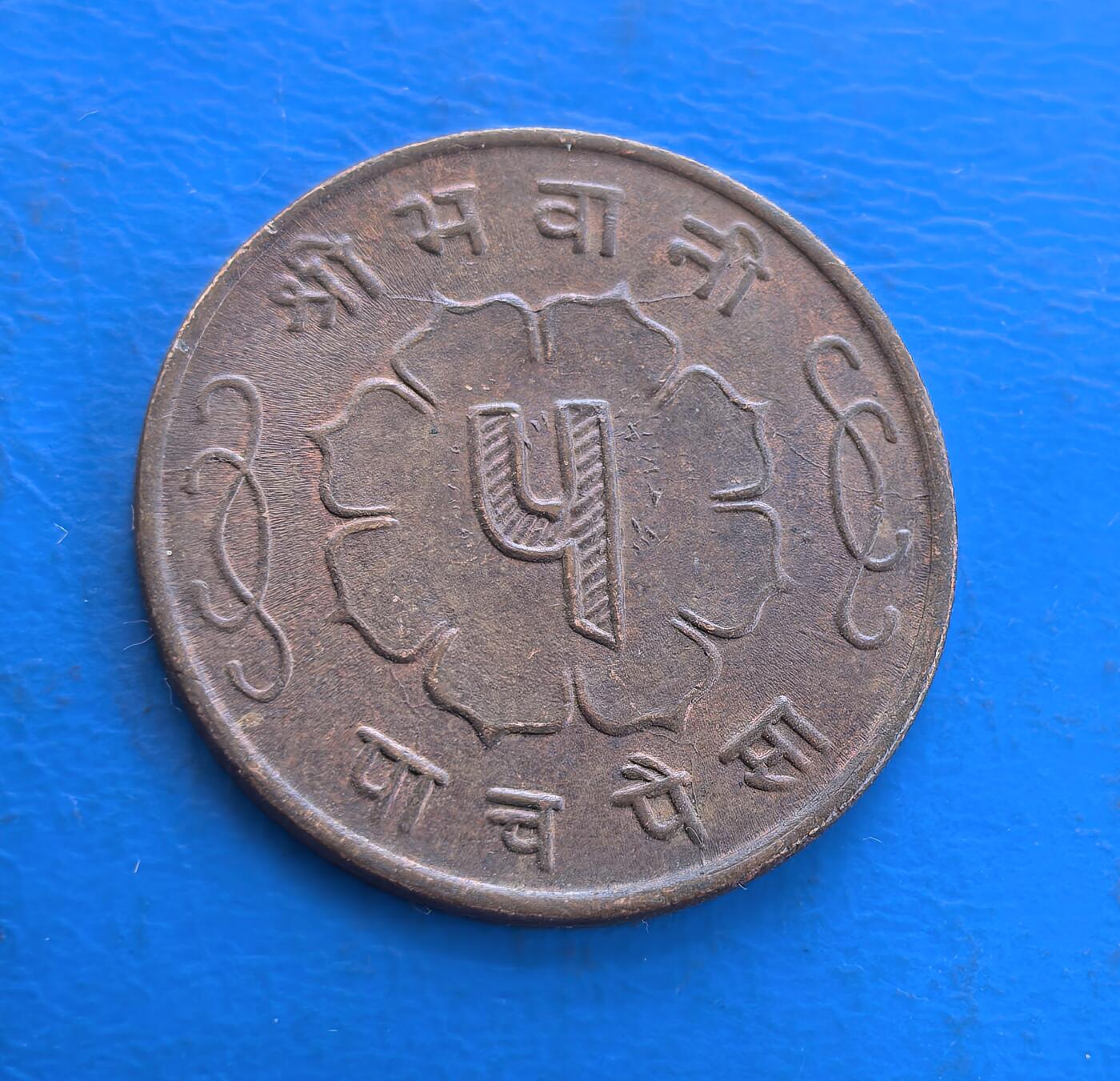 外国优质银币南亚香港苏联等专场，周六九点倒数截拍，满百包邮，持续收拍