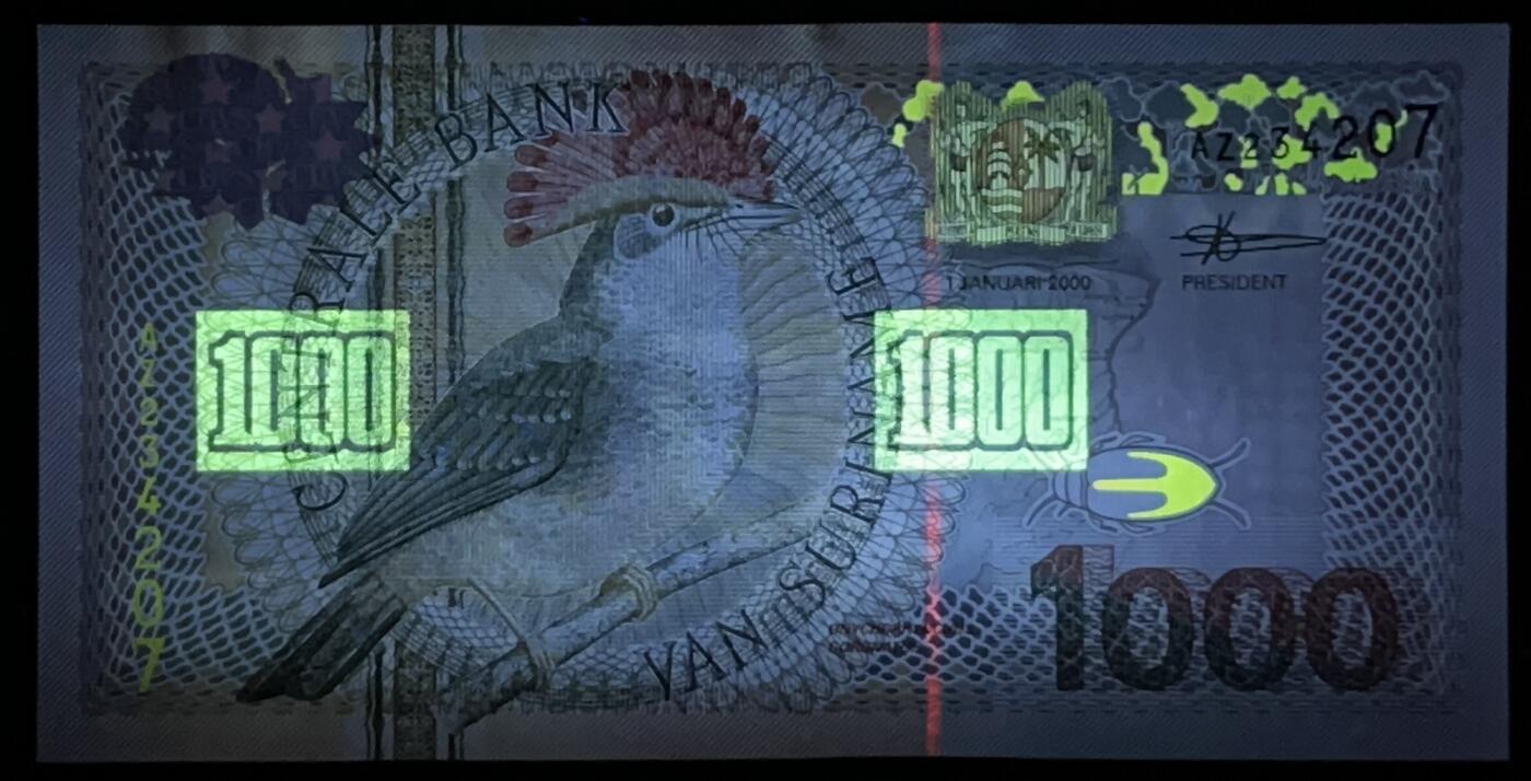 小福收藏拍卖第199期 裸钞场 本期有多张豹子号靓号 瑞士1000法郎 经典提香 毛里求斯首发年大全套 白俄罗斯5000000卢布 苏里南10000盾  爱沙尼亚  苏丹 西班牙 保加利亚 古巴等多国精美纸币 苏里南 2000年 1000盾 unc