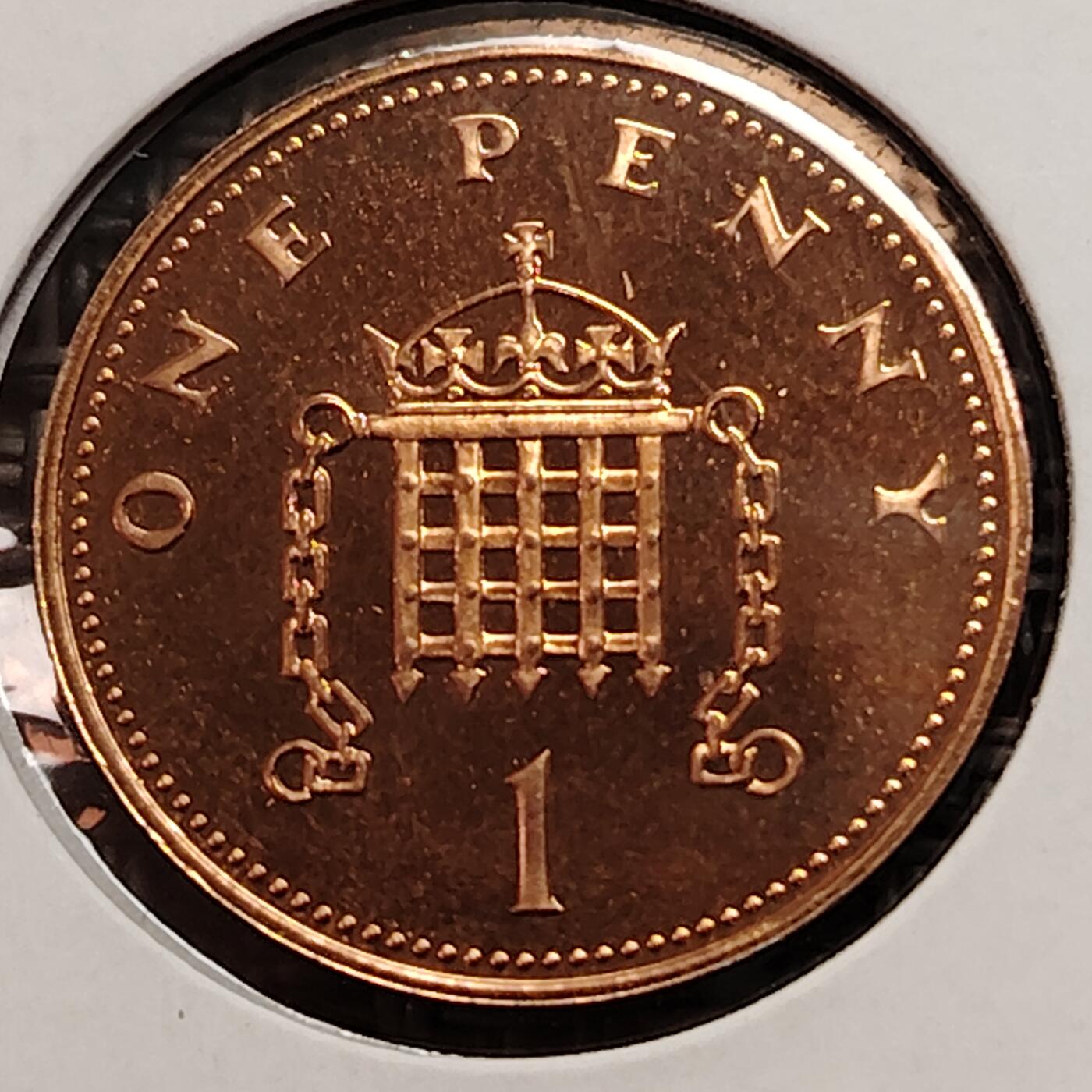 布加迪🐬～世界钱币(上海)🌾第 269 期 /  各国套币和散币 英国🇬🇧 1984年 1便士 精制币