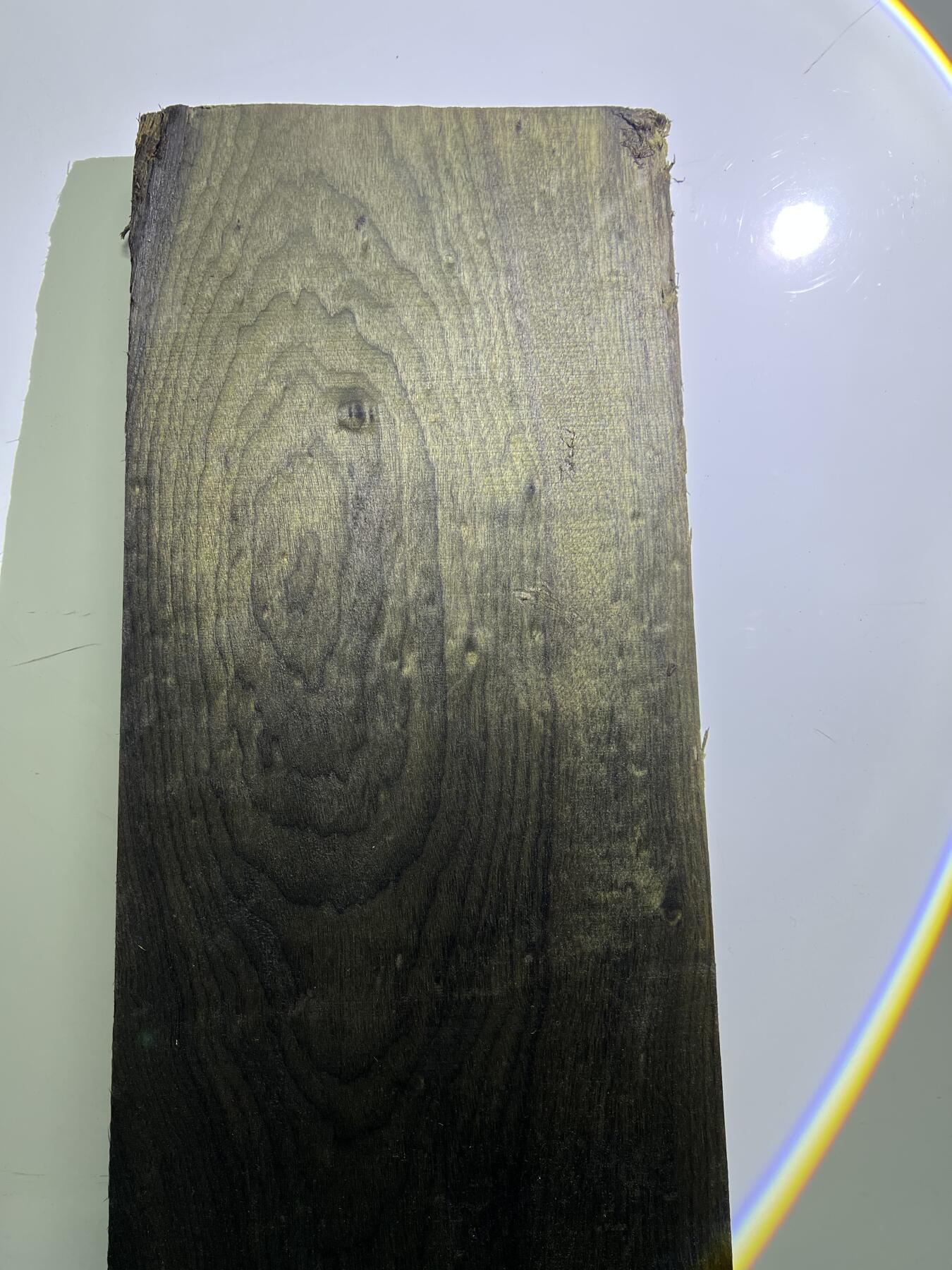 零元拍：01-13 精品 金丝楠板子 66/22/3.5CM 重5.6公斤，满纹满金丝雨滴纹。图片实在是拍不出它的美。实物更美。