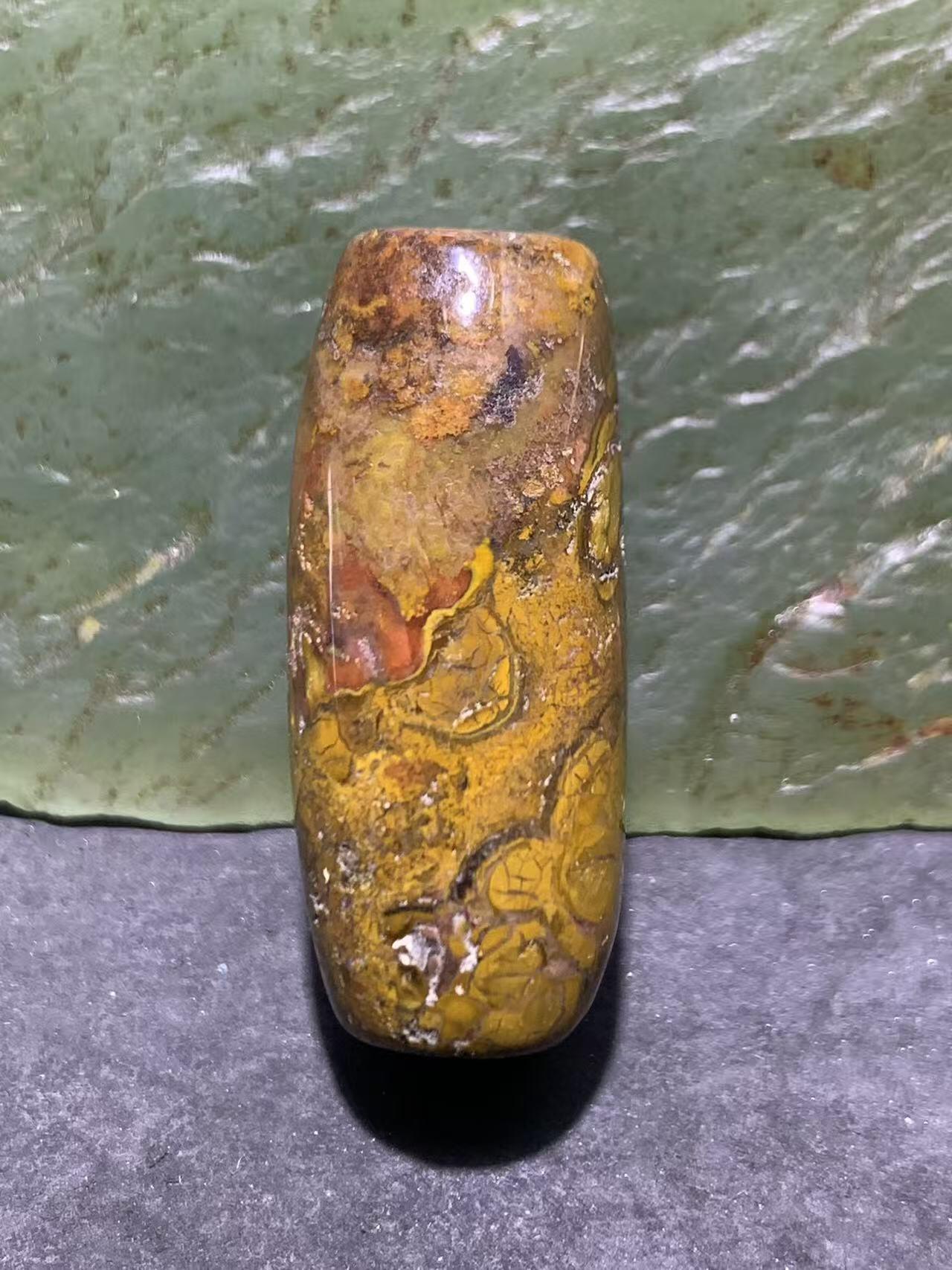 草花纹战国红玛瑙通货桶珠一颗！