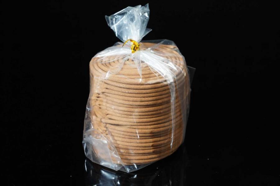 上海都达杂项专场一（全场包邮） 天然玉檀香盘香一盒