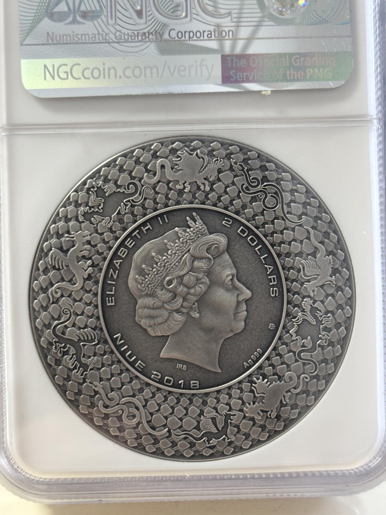 第188期拍卖 纽埃2018年世界龙系列镶嵌2盎司浮雕银币NGC-MS70无盒无证书，999银，发行500枚