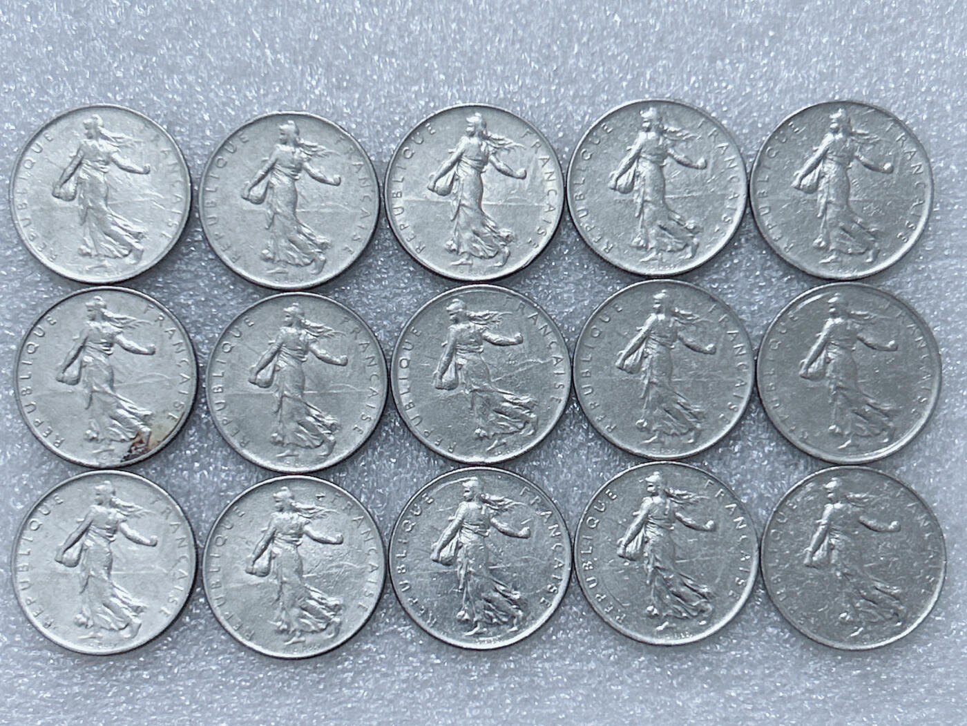 第一海外回流一元起拍收藏 散集专场  第292期 法国1法郎硬币 15枚