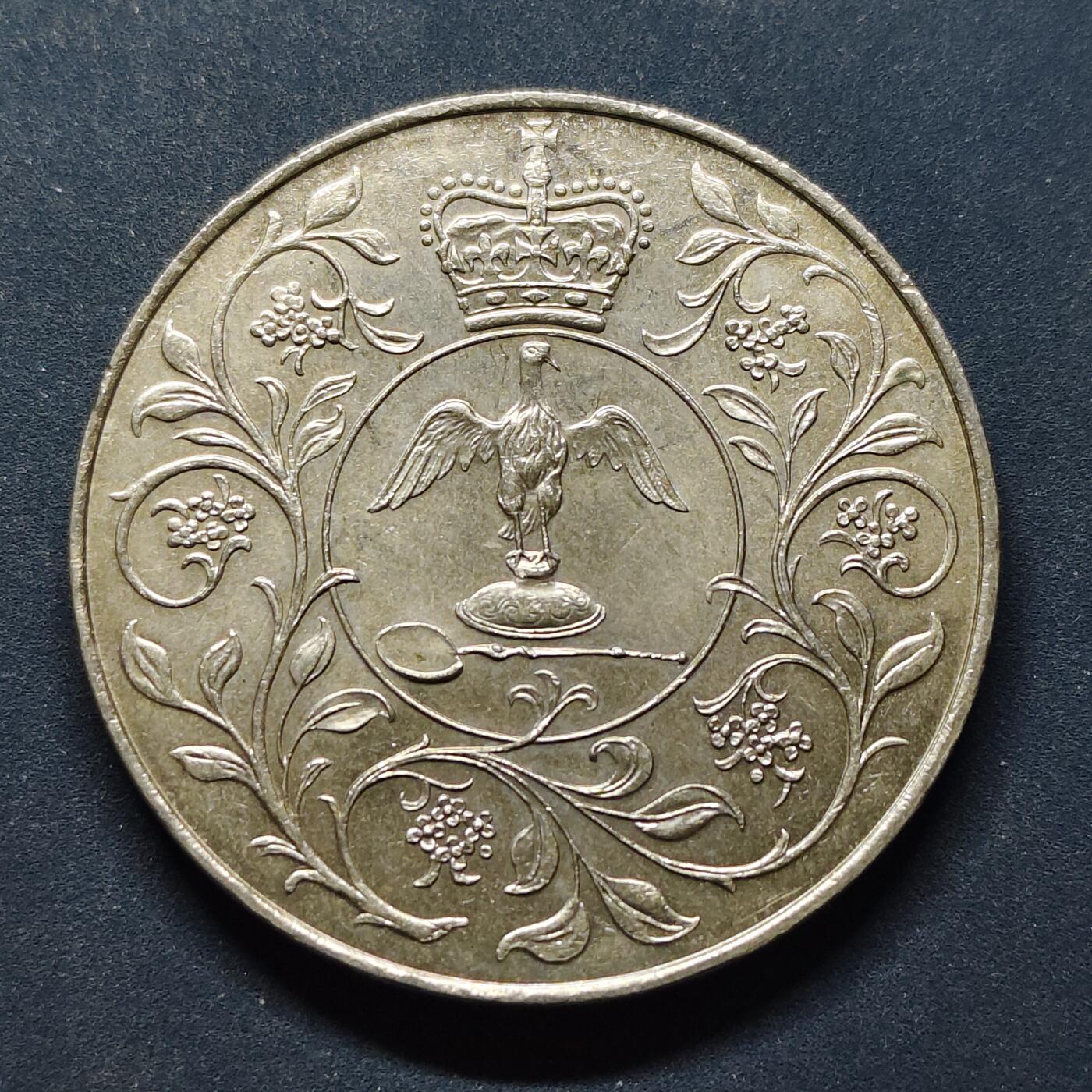 【全场包邮】纯粹捡漏拍494场 英国1977年1克朗女王登基25周年克朗型纪念币