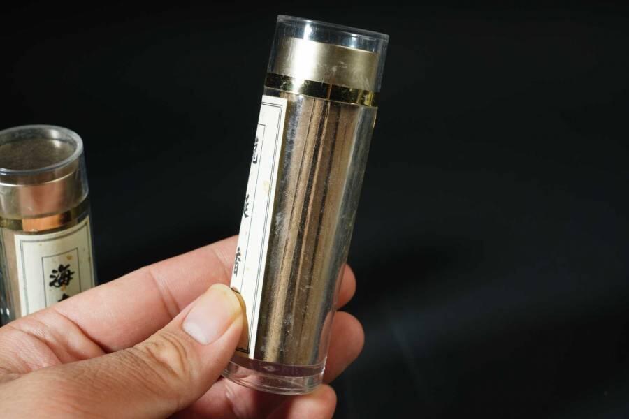 上海都达杂项专场一（全场包邮） 天然海南虫漏、鹅梨帐中香、龙涎香线香条 三筒