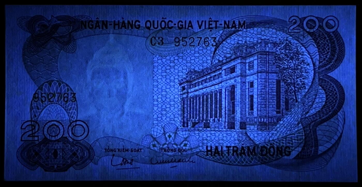 小福收藏拍卖第199期 裸钞场 本期有多张豹子号靓号 瑞士1000法郎 经典提香 毛里求斯首发年大全套 白俄罗斯5000000卢布 苏里南10000盾  爱沙尼亚  苏丹 西班牙 保加利亚 古巴等多国精美纸币 南越 1970年 200盾 票胆 unc