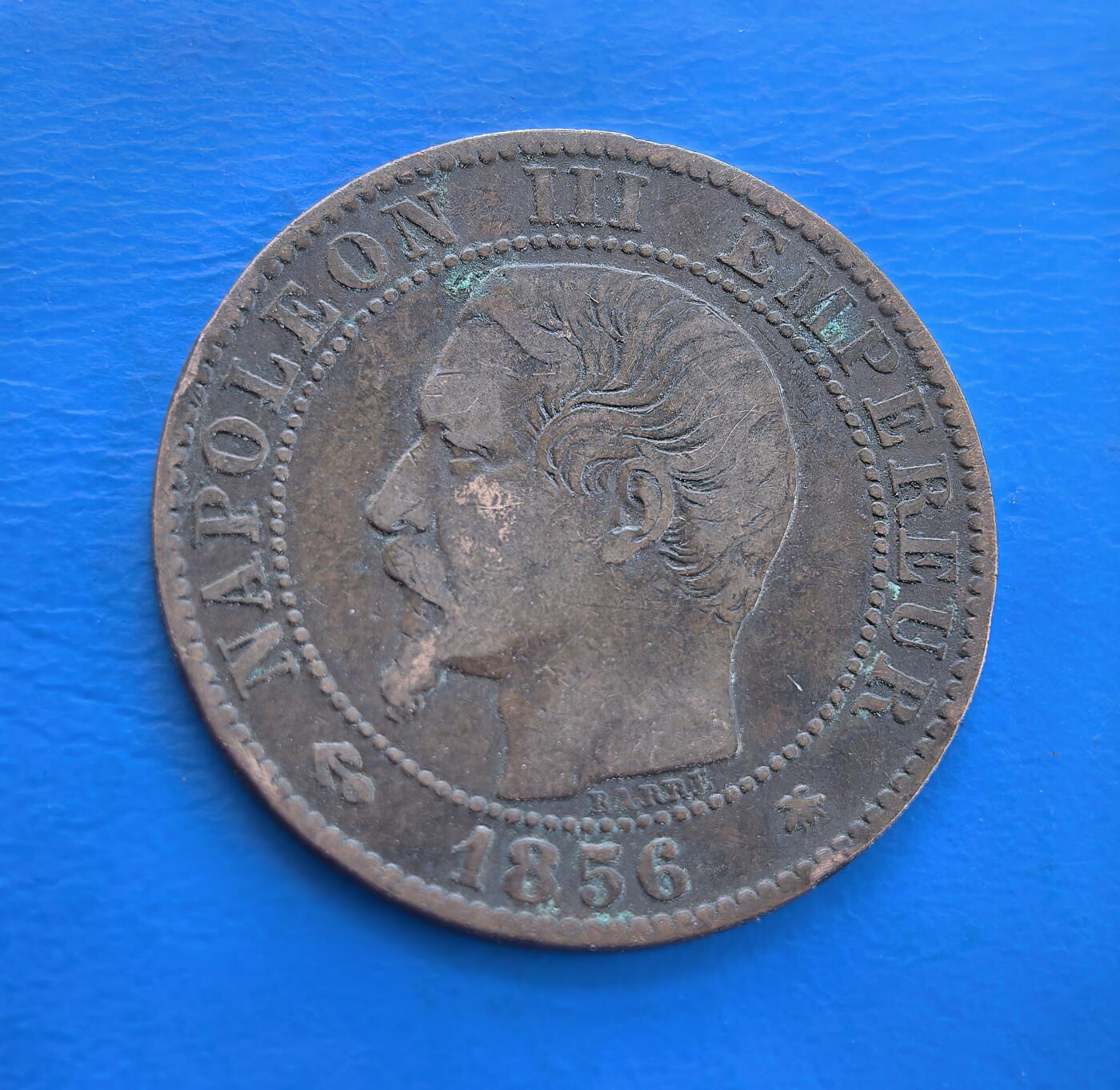 外国优质银币南亚香港苏联等专场，周六九点倒数截拍，满百包邮，持续收拍