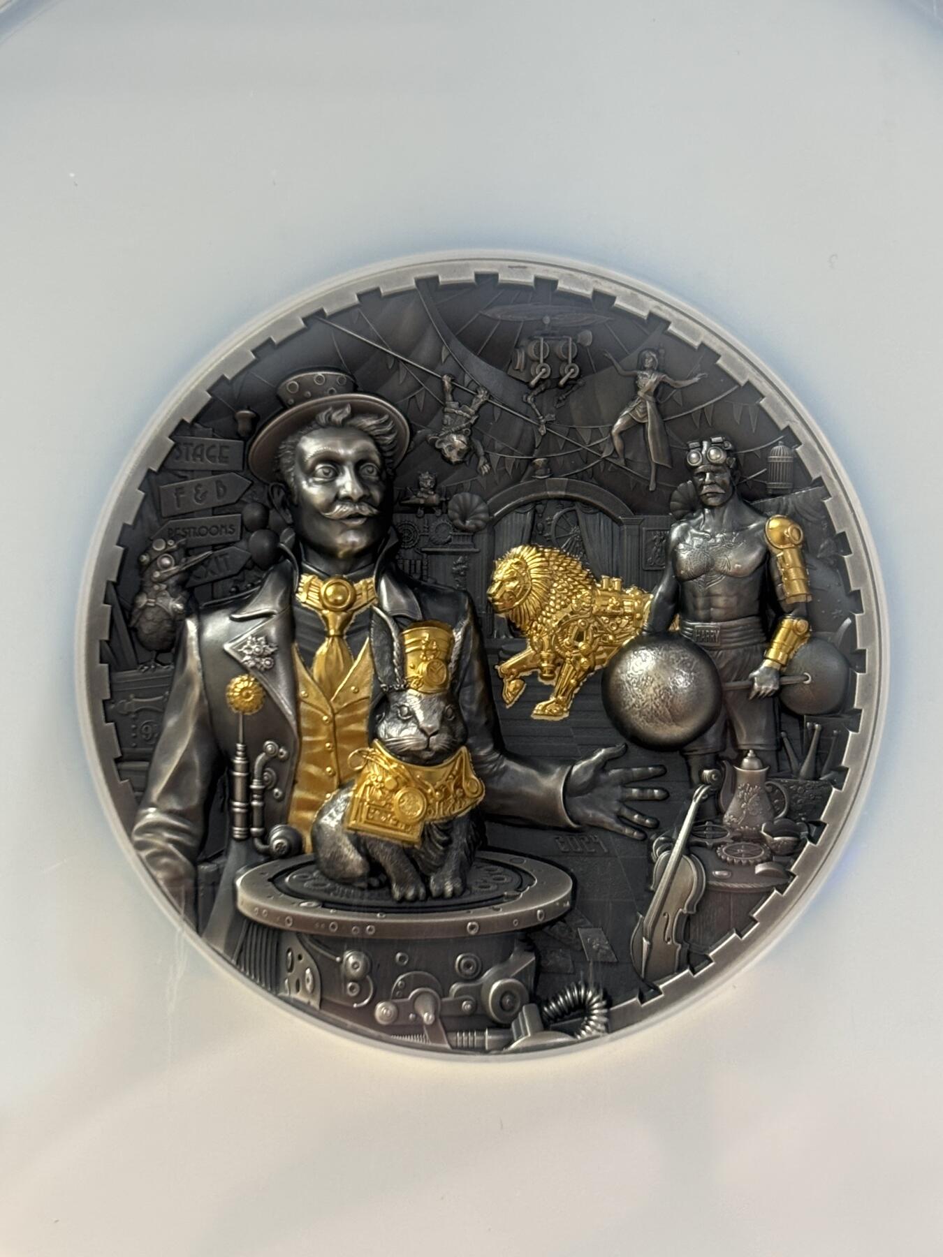 第188期拍卖 库克2024年蒸汽朋克狂欢3盎司镀金银币NGC-MS70首无盒无证书，9999银，发行888枚