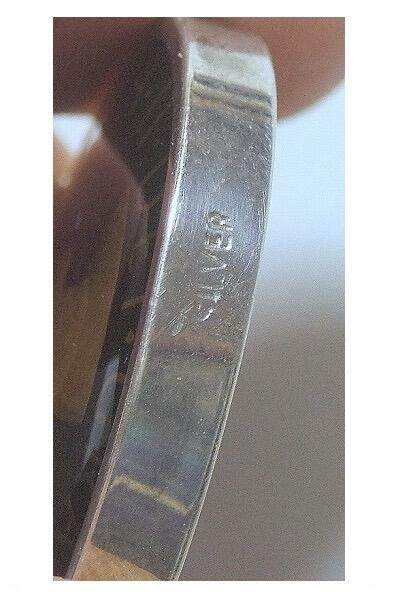 纯手工 英国1963年伊丽莎白珐琅镀金高浮雕精制带釉币章吊坠 带银圈 33MM 纯手工 英国1963年伊丽莎白珐琅镀金高浮雕精制带釉币章吊坠 带银圈 33MM