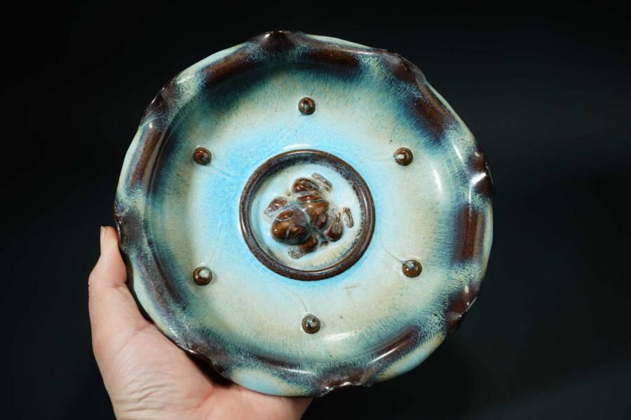 上海都达杂项专场一（全场包邮） 钧釉窑变金蟾荷叶盘51-267