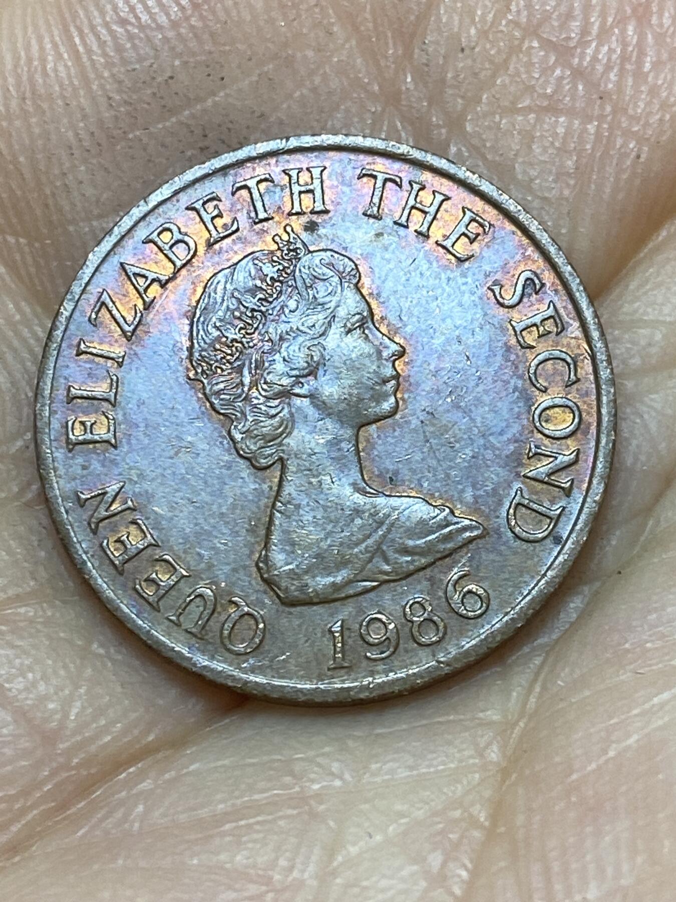 2026年第七场(总第一百七十六场）外国好品散币场(免佣金) 泽西岛🇯🇪1986年1便士(伊丽莎白二世中年花冠，十进制第三套第一版，青铜材质无磁版)