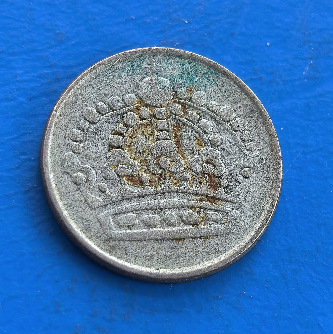 外国优质银币南亚香港苏联等专场，周六九点倒数截拍，满百包邮，持续收拍