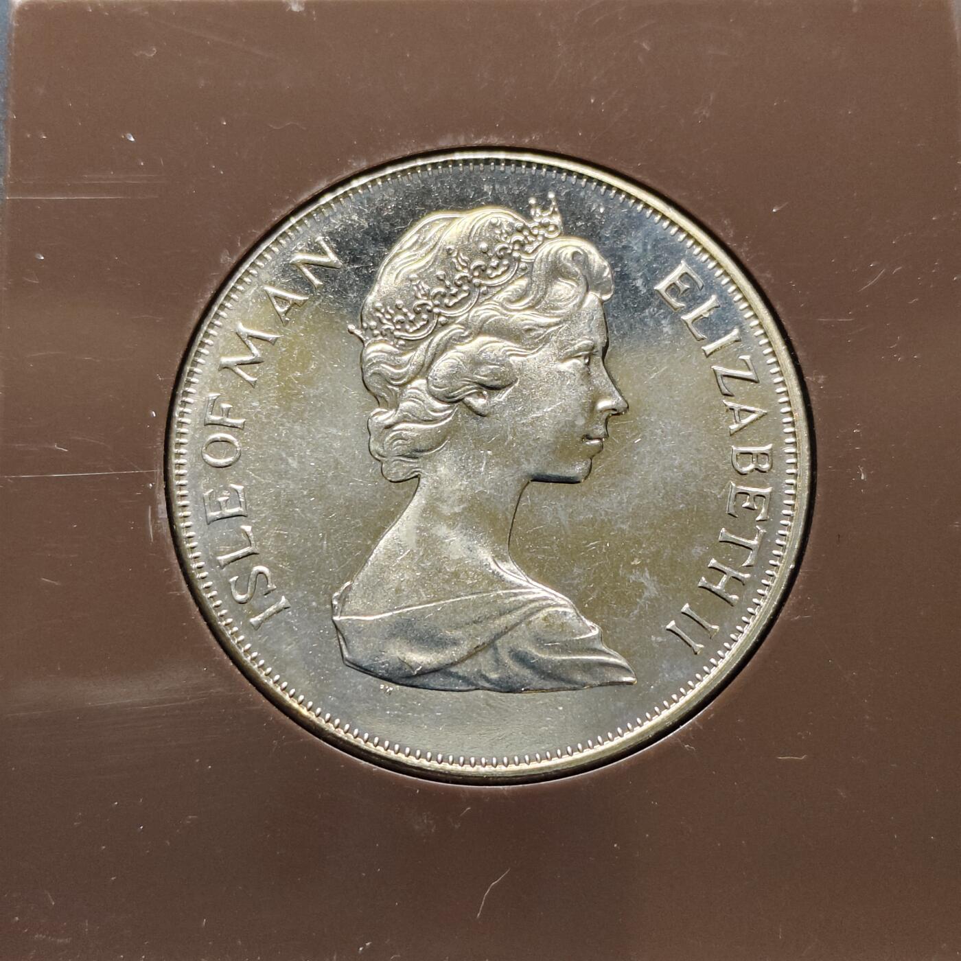 【全场包邮】纯粹捡漏拍494场 马恩岛1978年1克朗女王加冕25周年克朗型纪念币-带原卡